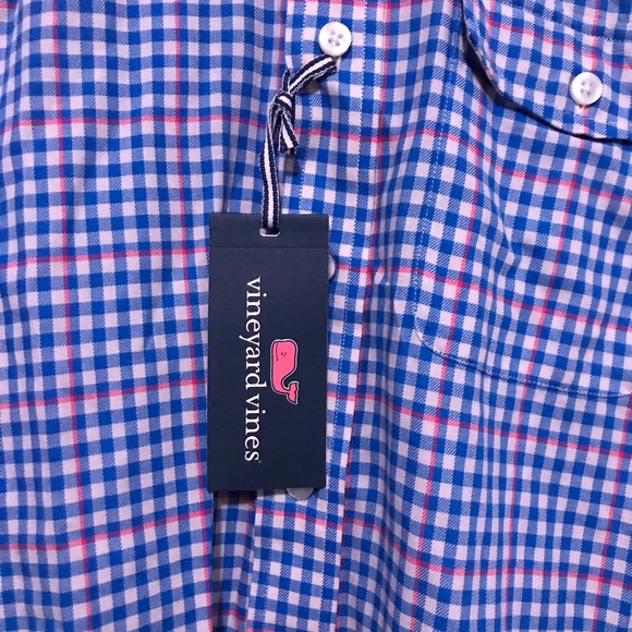 NWT Vineyard Vines Men’s Button Down - Picture 3 of 10